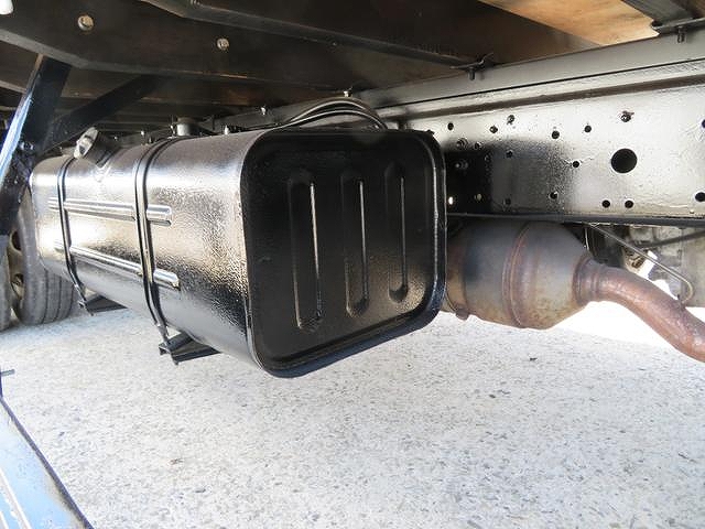 日野デュトロ平ボディ小型（2t・3t）[写真28]