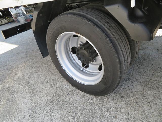 日野デュトロ平ボディ小型（2t・3t）[写真30]