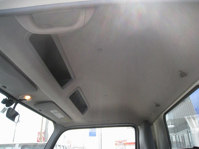 日野デュトロクレーン3段小型（2t・3t）[写真21]