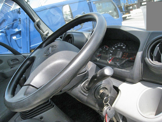 日野デュトロクレーン3段小型（2t・3t）[写真09]