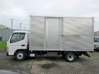 三菱ふそうキャンターアルミバン小型（2t・3t）[写真06]