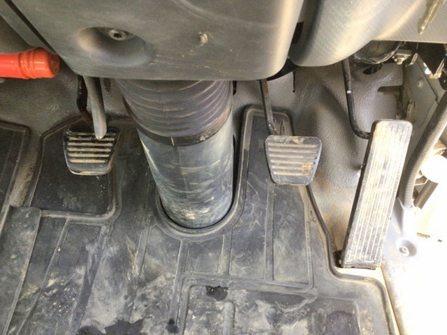 いすゞエルフローダーダンプ小型（2t・3t）[写真32]