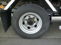 いすゞフォワードアルミウイング中型（4t）[写真30]