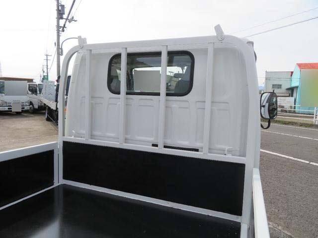 いすゞエルフ平ボディ小型（2t・3t）[写真11]