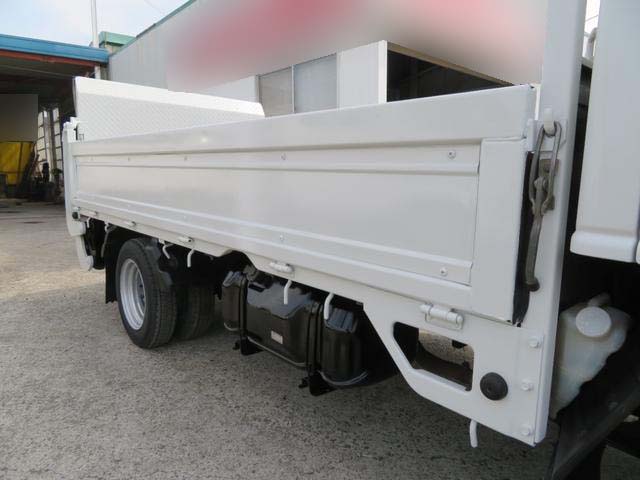 いすゞエルフ平ボディ小型（2t・3t）[写真22]