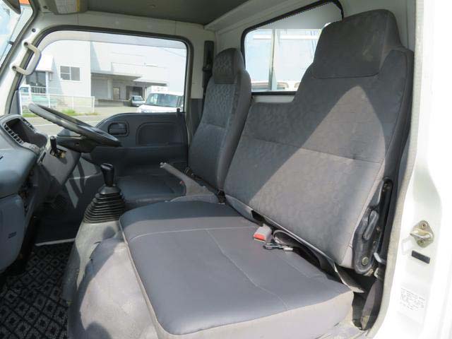 いすゞエルフ平ボディ小型（2t・3t）[写真29]