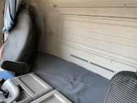 UDトラックスクオンアルミウイング大型（10t）[写真15]