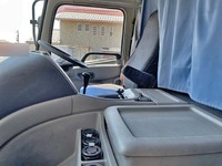 UDトラックスクオンアルミウイング大型（10t）[写真16]