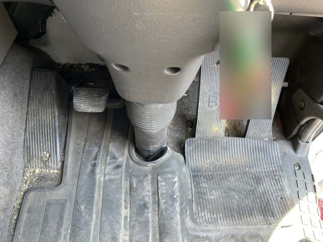 UDトラックスクオンアルミウイング大型（10t）[写真09]