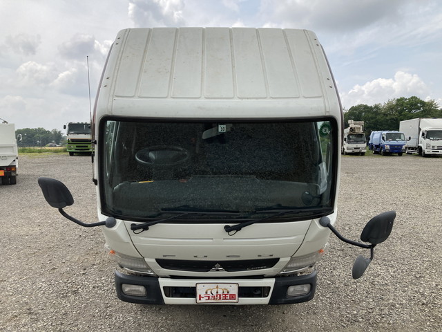 三菱ふそうキャンターパネルバン小型（2t・3t）[写真09]