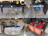 三菱ふそうキャンター平ボディ小型（2t・3t）[写真11]