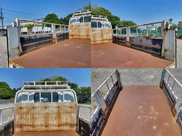 三菱ふそうキャンター平ボディ小型（2t・3t）[写真19]