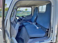 三菱ふそうキャンター平ボディ小型（2t・3t）[写真28]