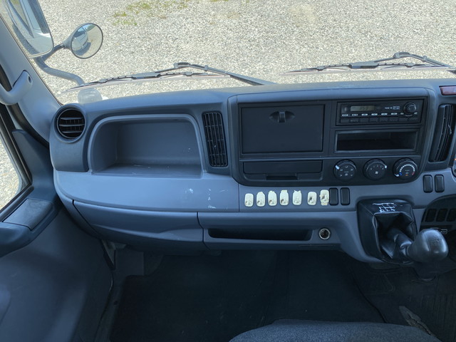 三菱ふそうキャンター平ボディ小型（2t・3t）[写真29]