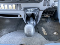 三菱ふそうキャンター平ボディ小型（2t・3t）[写真33]