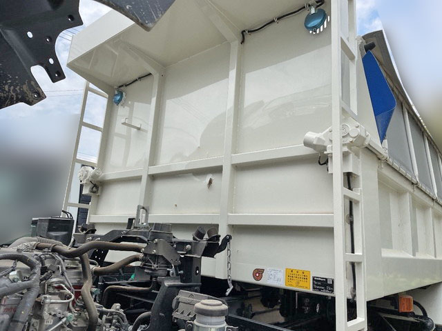 日野レンジャーダンプ増トン（6t・8t）[写真13]