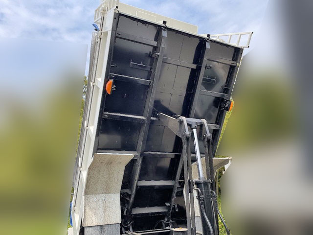 日野レンジャーダンプ増トン（6t・8t）[写真15]