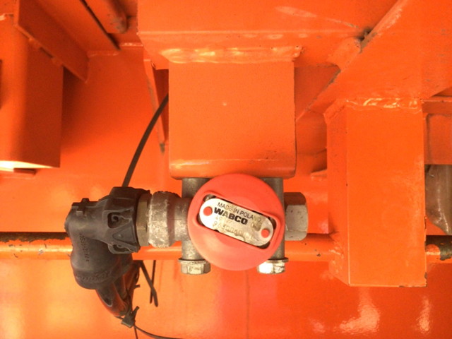 その他のメーカーその他の車種トレーラー（セミトレーラー）大型（10t）[写真25]