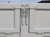 三菱ふそうキャンター平ボディ小型（2t・3t）[写真11]