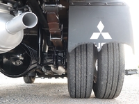 三菱ふそうキャンター平ボディ小型（2t・3t）[写真26]