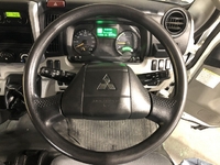 三菱ふそうキャンター平ボディ小型（2t・3t）[写真33]