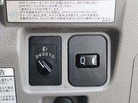 三菱ふそうキャンター平ボディ小型（2t・3t）[写真36]