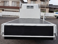 三菱ふそうキャンター平ボディ小型（2t・3t）[写真08]