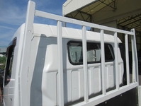 三菱ふそうキャンター平ボディ小型（2t・3t）[写真36]