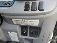 三菱ふそうキャンター平ボディ小型（2t・3t）[写真38]