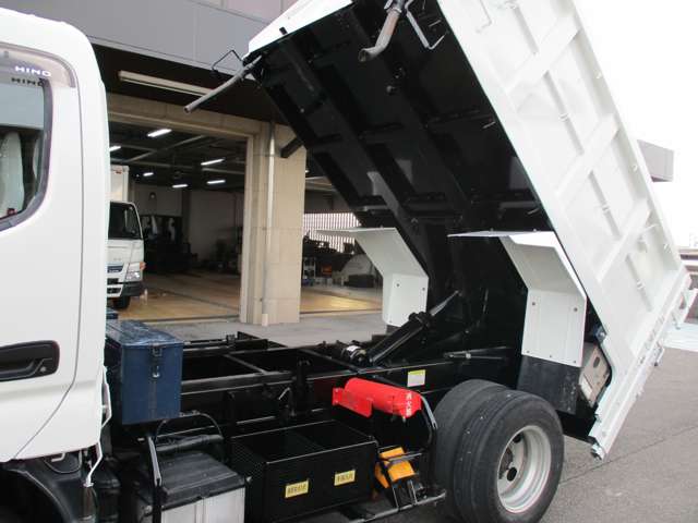 日野デュトロ深ダンプ（土砂禁ダンプ）小型（2t・3t）[写真09]