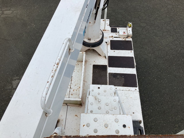 いすゞエルフ高所作業車小型（2t・3t）[写真13]