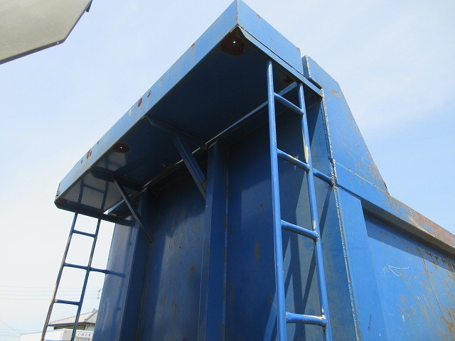 日野プロフィアスクラップ運搬車大型（10t）[写真27]