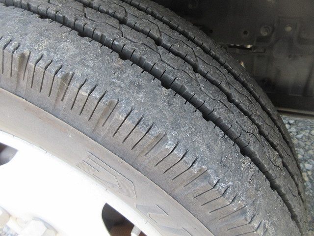 日野デュトロ冷凍車（冷蔵車）小型（2t・3t）[写真25]