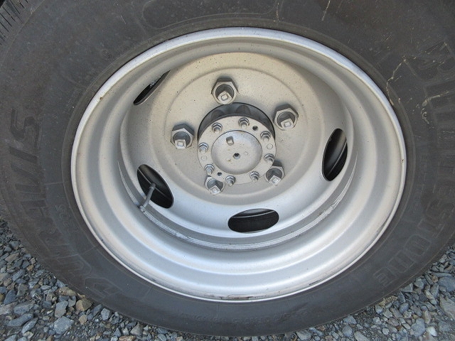 日野デュトロ冷凍車（冷蔵車）小型（2t・3t）[写真26]