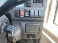 いすゞエルフ冷凍車（冷蔵車）小型（2t・3t）[写真31]