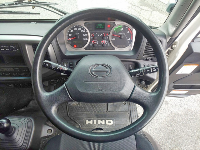 日野レンジャーアルミウイング中型（4t）[写真36]