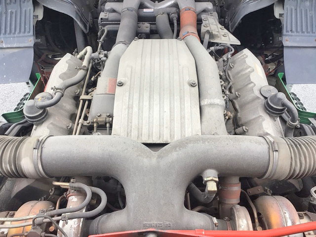 三菱ふそうスーパーグレートトレーラーヘッド（トラクターヘッド）大型（10t）[写真21]