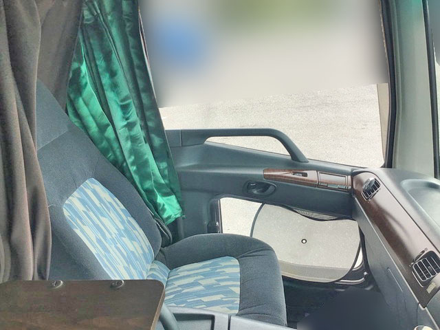 三菱ふそうスーパーグレートトレーラーヘッド（トラクターヘッド）大型（10t）[写真24]