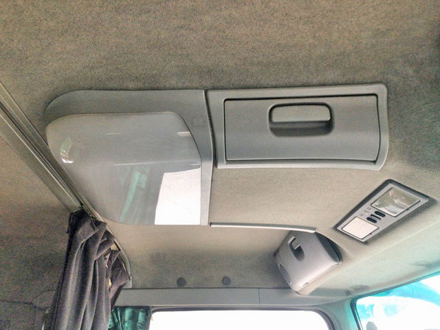 三菱ふそうスーパーグレートトレーラーヘッド（トラクターヘッド）大型（10t）[写真28]