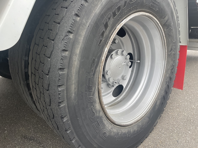 いすゞフォワードセルフクレーン4段増トン（6t・8t）[写真16]