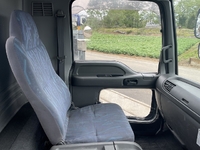 いすゞフォワードセルフクレーン4段増トン（6t・8t）[写真34]