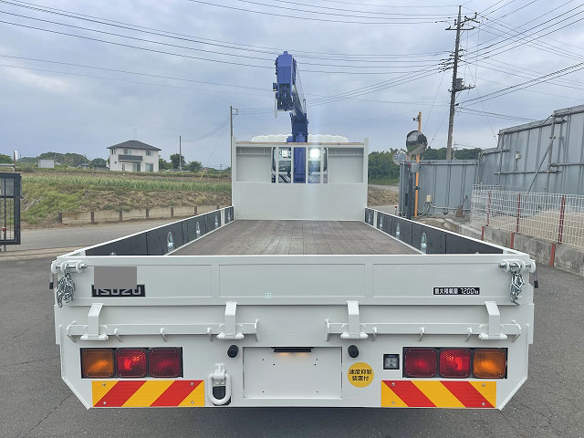 いすゞフォワードセルフクレーン4段増トン（6t・8t）[写真05]