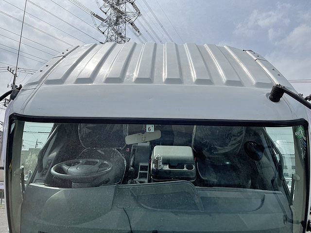 三菱ふそうファイター平ボディ中型（4t）[写真11]