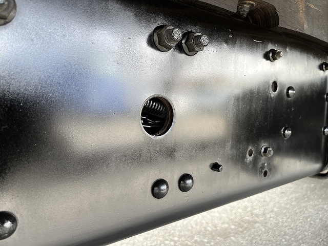 三菱ふそうファイター平ボディ中型（4t）[写真17]