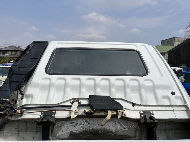 三菱ふそうファイター平ボディ中型（4t）[写真22]