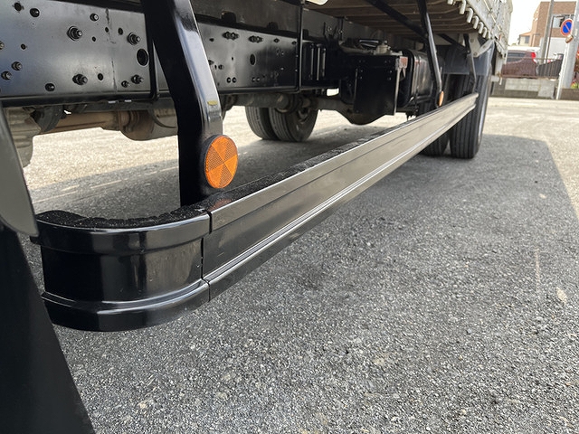 三菱ふそうファイター平ボディ中型（4t）[写真24]