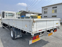 三菱ふそうファイター平ボディ中型（4t）[写真02]