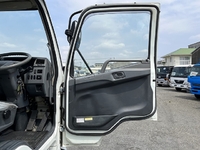 三菱ふそうファイター平ボディ中型（4t）[写真31]