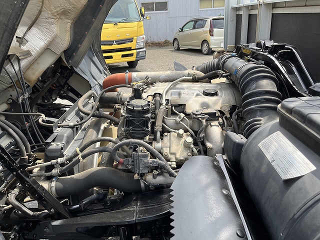 三菱ふそうファイター平ボディ中型（4t）[写真32]