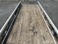 三菱ふそうファイター平ボディ中型（4t）[写真08]